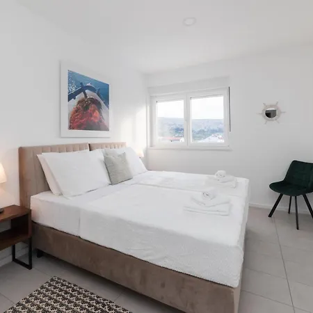 Willa Belveder Pag Town