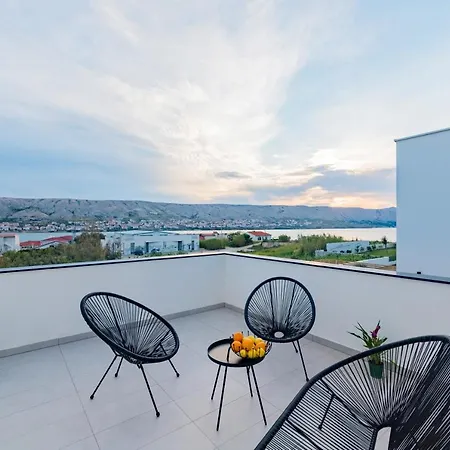 Willa Belveder Pag Town